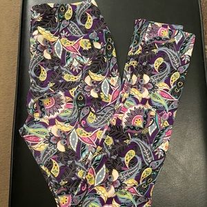 LuLaRoe OS Leggings floral and feathers
